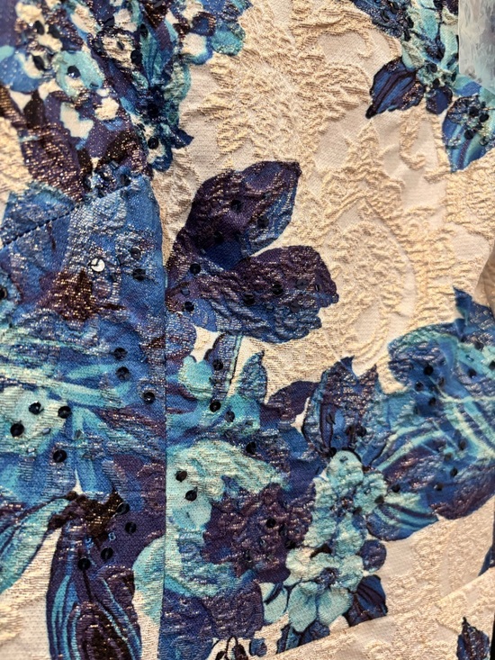 Adrianna Papell Blue Floral Midi Dress on Cream Ground - Size 2 - Picture 3 of 5